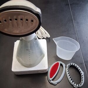 True & Tidy  Power Steam Press 1200 Watts